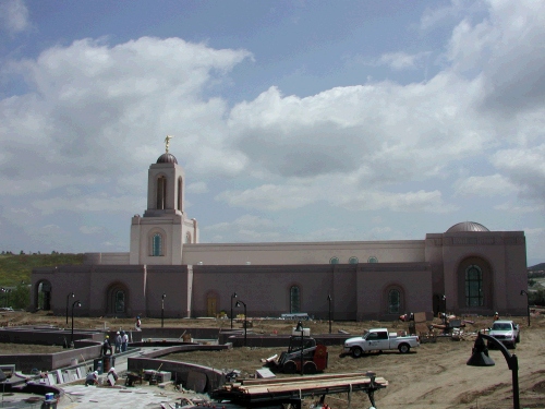 On the way to the airport we stopped off to see the Newport Temple that is only a couple of months from completion.