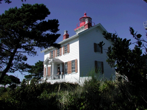 A little bit further South we found the "Old Yaquina" Lighthouse. 