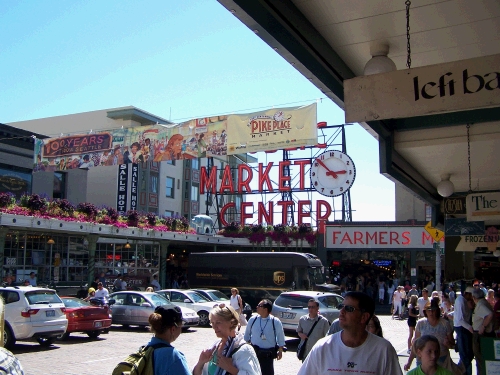 We all spent a fun afternoon at Pike's Place Market in Seattle.