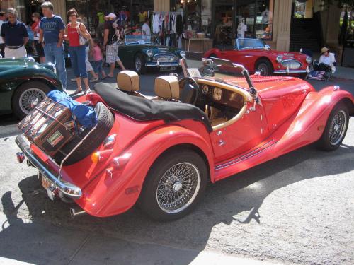 That Saturday there happened to be an old car show right outside the Marriott.  I thought Alan and I should just jump in this car and head off for our second honeymoon!