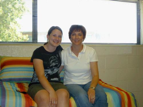 It was fun to spend the afternoon helping her unpack and get organized.  She had said that she needed her mommy -- that always makes a mom feel good!