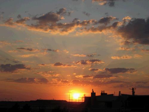 Sunset photos taken from the roof terrace,  Apparently there have been some major fires in Spain, which is unfortunate, but I think made for some good sunsets.
