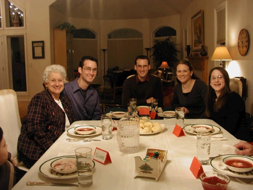 The other half of the table.
Left to Right: Pat, Loren, Phillip, Tess and Madeleine