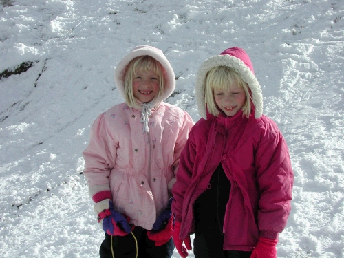 Camilla and Emily Israelsen