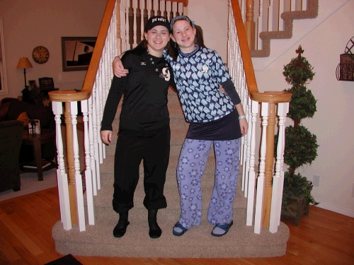 For Spirit Day at school, Tess the senior is black and Madeleine the freshman is blue -- I think they have way more fun wearing this stuff than their uniforms!  Too bad Spirit Day only comes once a year...