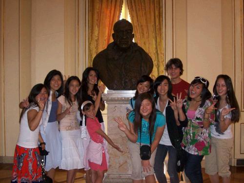 all the asians (about half our group) with mascagni!!! (we played one of his pieces, cavalleria rusticana, in our concerts) this in the foyer of the la scalla opera house where maria callas performed for thirteen years