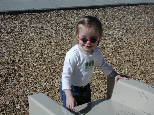 Cool Karen (Melinda's daughter) in her neato reato sunglasses.