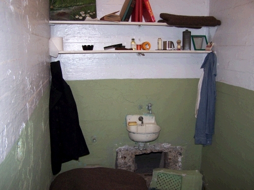 This is one of the famous cells that a prisonser escaped from by scraping the vent hole bigger with a spoon from the dinning room. He was then able to escape up between the backs of the cells up to the roof.  It was never discovered whether they all 3 escaped or drowned.