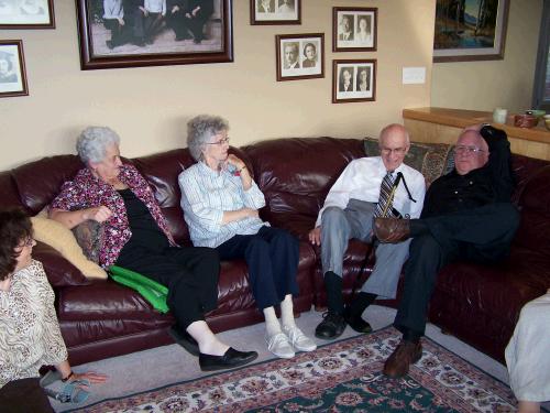 Later that afternoon we had surprise visitors come to the door.  Wally's 1st cousin Lois Turner, her husband Elmo, and her two daughters, Jill and Jean Turner.  It was so fun to have them stop by while they were in the neighborhood.  We had a fun time listening to them reminisce.