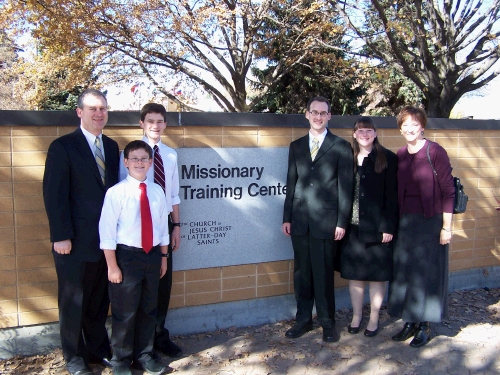 The "traditional" must-have photo in front of the sign.