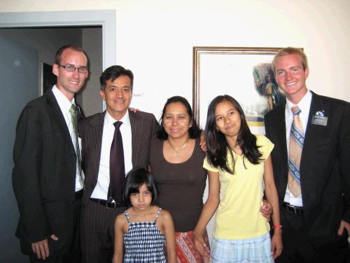 The Gordon family. Back row: Me, Gerardo, Marisol, Stefanie, Elder Karren. Front row: Valeria. (Yes, she looks like that a lot...she has a very strong personality. Makes me laugh.) Gerardo is a counselor in the branch presidency. Their family is so wonderful. They try to have the missionaries over to eat weekly, even though they are such busy people.