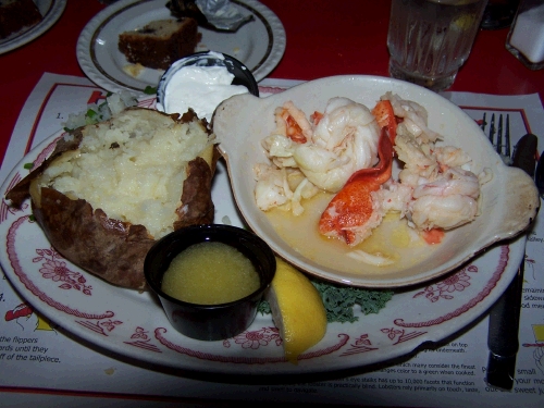 and my "lazy man" lobster dinner that someone in the back enjoyed extracting out of the shell -- totally worth the extra couple of dollars!