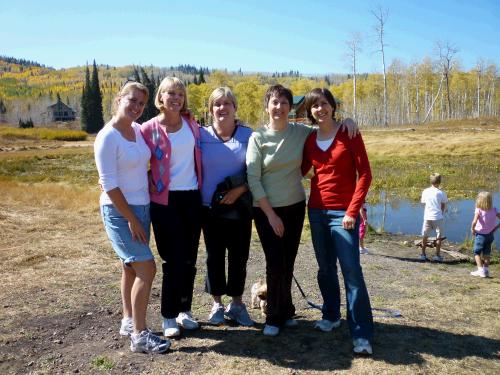 Almost all the sisters...unfortunately Melinda didn't come on the walk with us and we never got together for another picture :(  L-R: Cherry (married to Mark,) Megan, Melanie, Michelene and Elasha (married to Matt.)